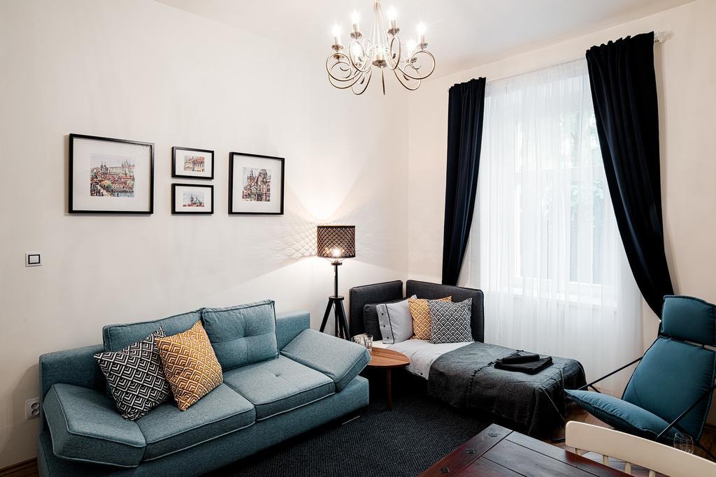Apartment Gesse Brezinova Прага Екстер'єр фото