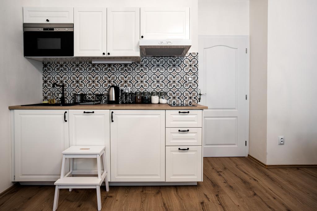 Apartment Gesse Brezinova Прага Екстер'єр фото